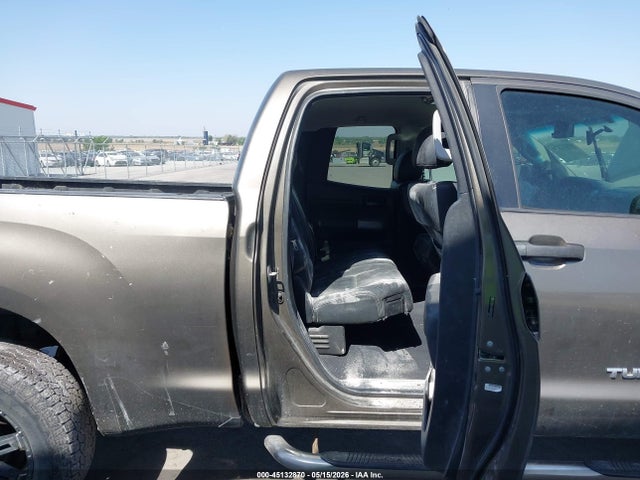 45132870 :رقم المزاد ، 5TBBV54188S492501 vin ، 2008 Toyota Tundra Sr5 5.7l V8 مزاد بيع