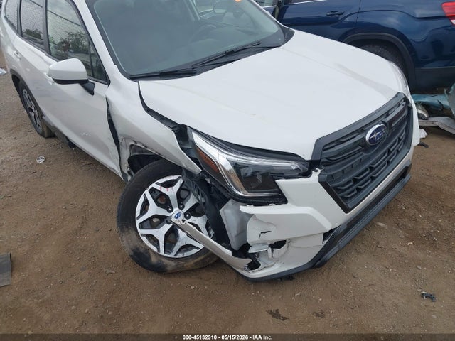 Продаж на аукціоні авто 2022 Subaru Forester Premium, vin: JF2SKAEC9NH524561, номер лоту: 45132910