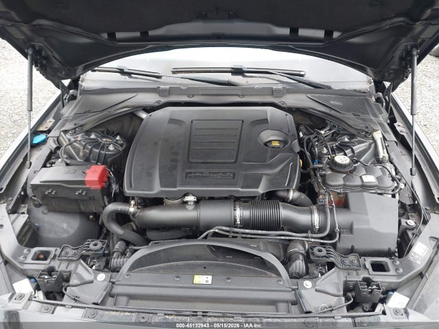 Jaguar Xe 25t Premium 2018 SAJAJ4FX5JCP19971 Image 10