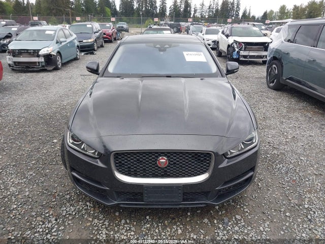 Jaguar Xe 25t Premium 2018 SAJAJ4FX5JCP19971 Image 12