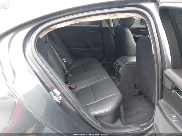 Jaguar Xe 25t Premium 2018 SAJAJ4FX5JCP19971 Image 18