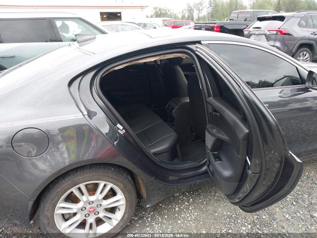 Jaguar Xe 25t Premium 2018 SAJAJ4FX5JCP19971 Image 8