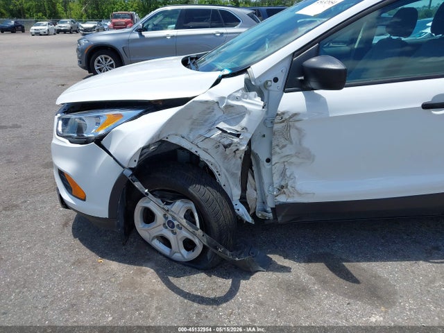 45132954 :رقم المزاد ، 1FMCU0F75HUA86332 vin ، 2017 Ford Escape S مزاد بيع