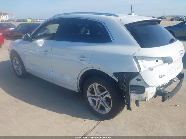 Audi Q5 45 Premium 2019 WA1ANAFY3K2139209 Image 3