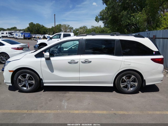 Honda Odyssey Touring 2018 5FNRL6H86JB011650 Image 14