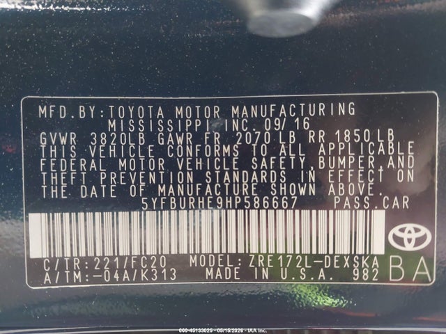 5YFBURHE9HP586667 Toyota COROLLA SE