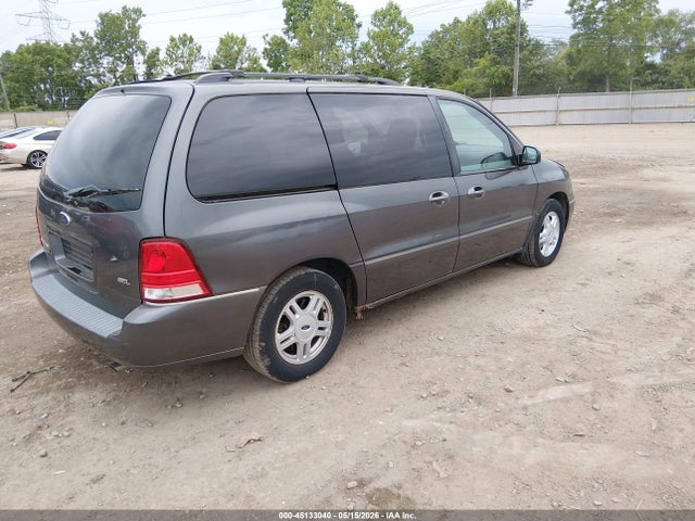 45133040 :رقم المزاد ، 2FMZA52245BA05154 vin ، 2005 Ford Freestar Sel مزاد بيع