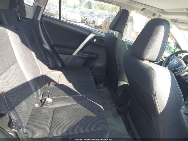 2T3RFREV7FW282768 Toyota Rav4 Xle