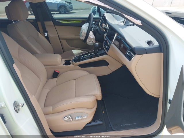 WP1AA2A56SLB00479 Porsche Macan T