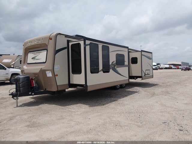 2015 Forest River Flagstaff მანქანა იყიდება აუქციონზე, vin: 4X4TFLG26F1866867, აუქციონის ნომერი: 45133090