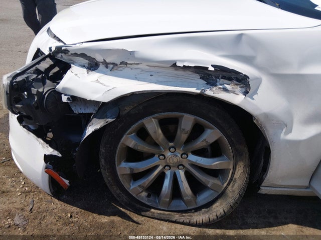 Chrysler 300 Touring L 2018 2C3CCAAGXJH249588 Image 6