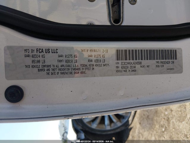 Chrysler 300 Touring L 2018 2C3CCAAGXJH249588 Image 9