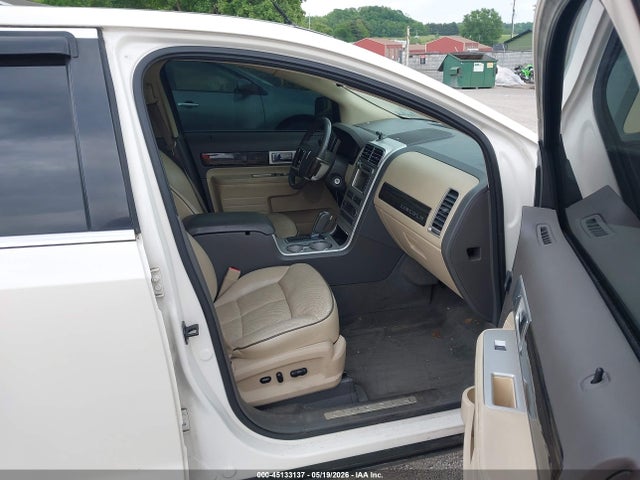 45133137 :رقم المزاد ، 2LMDU88CX8BJ02984 vin ، 2008 Lincoln Mkx مزاد بيع