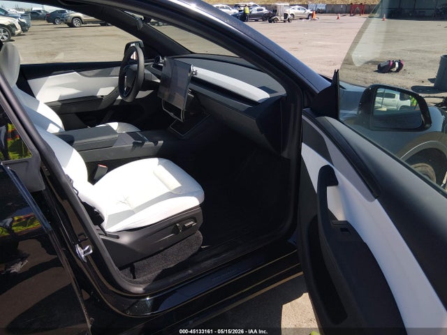 Aukcja sprzedaży 2026 Tesla Model Y All-wheel Drive/long Range Launch Series/premium All-wheel Drive, vin: 7SAYGDEE8TF605399, numer aukcji: 45133161