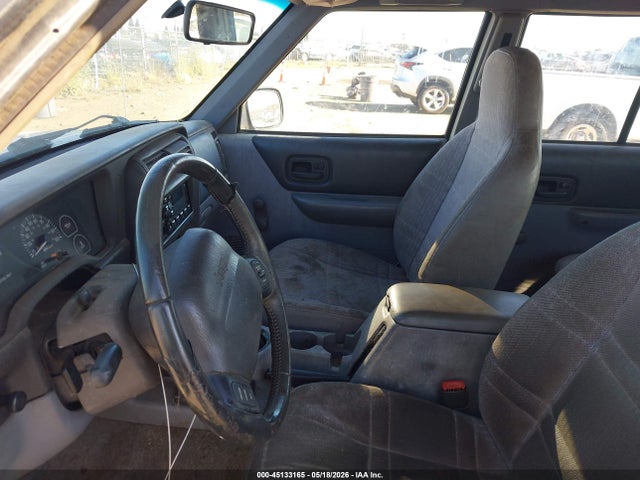 Продажа на аукционе авто 1998 Jeep Cherokee Se, vin: 1J4FJ28S8WL250600, номер лота: 45133165
