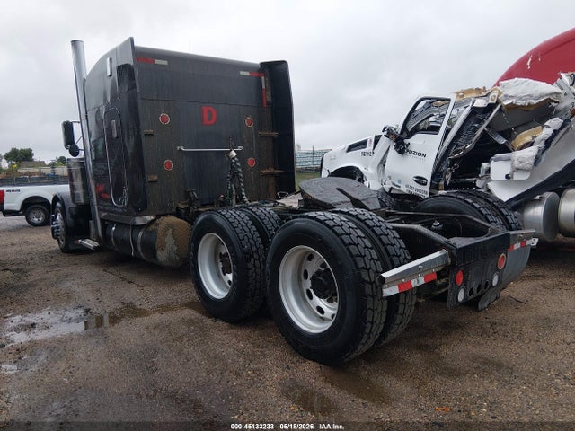 45133233 :رقم المزاد ، 1XP5DB9X43N592773 vin ، 2003 Peterbilt 379 مزاد بيع