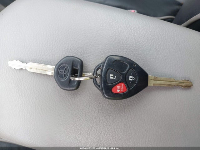 Aukcja sprzedaży 2006 Toyota Rav4 Base V6, vin: JTMBK33V666001946, numer aukcji: 45133272
