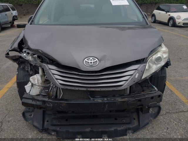 Aukcja sprzedaży 2016 Toyota Sienna Xle Premium 8 Passenger, vin: 5TDYK3DC2GS741132, numer aukcji: 45133362