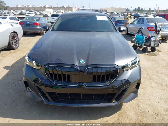 WBA43FJ09SCU39383 BMW 530I