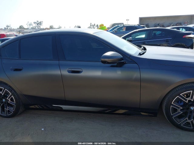 WBA43FJ09SCU39383 BMW 530I