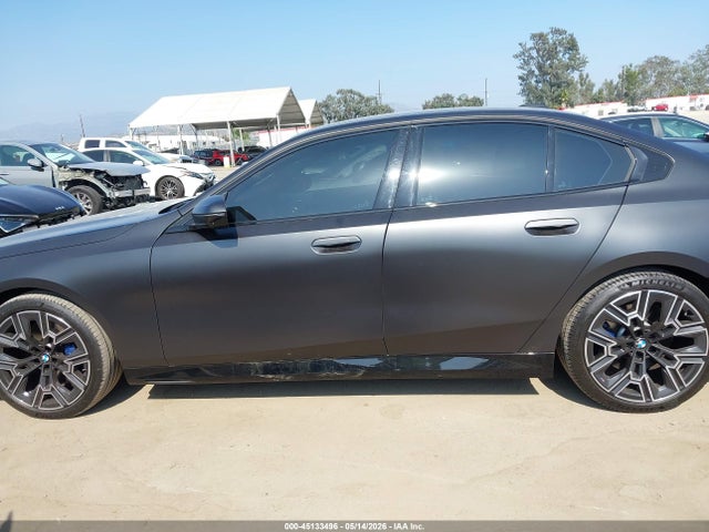 WBA43FJ09SCU39383 BMW 530I