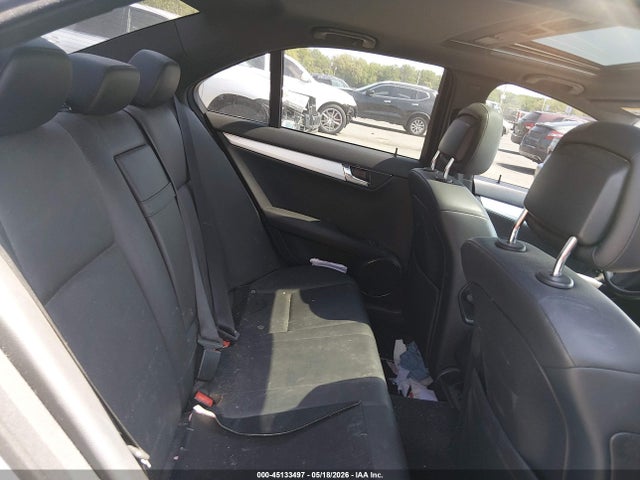 45133497 :رقم المزاد ، WDDGF81X78F166781 vin ، 2008 Mercedes-benz C 300 Luxury 4matic/sport 4matic مزاد بيع