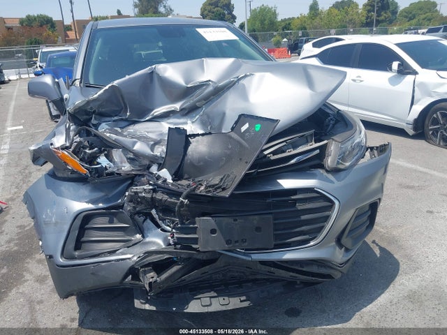 3GNCJKSB6LL284754 Chevrolet Trax Fwd Ls