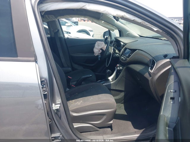 3GNCJKSB6LL284754 Chevrolet Trax Fwd Ls