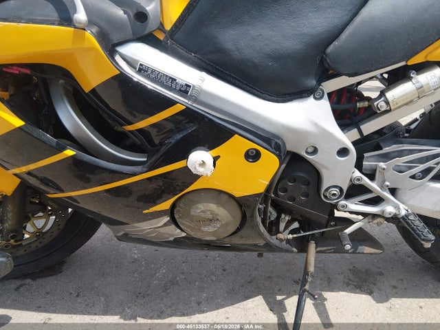 2000 Honda Cbr600 F4 მანქანა იყიდება აუქციონზე, vin: JH2PC3500YM101650, აუქციონის ნომერი: 45133537