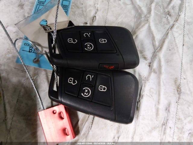 Продажа на аукционе авто 2022 Volkswagen Tiguan 2.0t Sel R-line, vin: 3VV4B7AX1NM050475, номер лота: 45133544