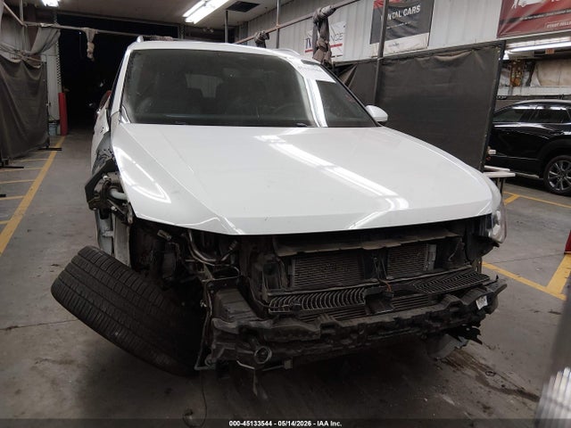 Продажа на аукционе авто 2022 Volkswagen Tiguan 2.0t Sel R-line, vin: 3VV4B7AX1NM050475, номер лота: 45133544