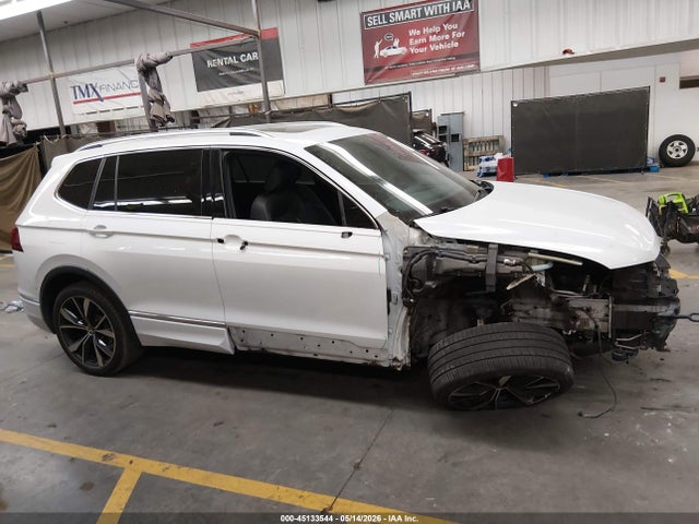 Продажа на аукционе авто 2022 Volkswagen Tiguan 2.0t Sel R-line, vin: 3VV4B7AX1NM050475, номер лота: 45133544