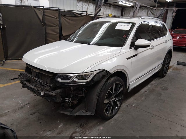 Продажа на аукционе авто 2022 Volkswagen Tiguan 2.0t Sel R-line, vin: 3VV4B7AX1NM050475, номер лота: 45133544