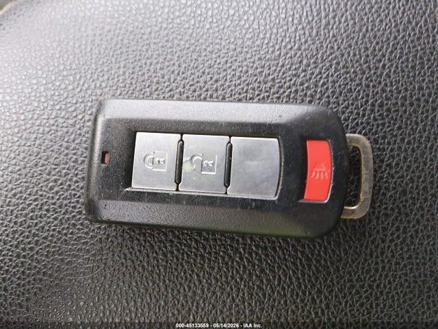 2014 Mitsubishi Outlander Se მანქანა იყიდება აუქციონზე, vin: JA4AZ3A31EZ005497, აუქციონის ნომერი: 45133559