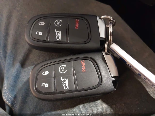45133573 :رقم المزاد ، 1C4PJMBX8LD628768 vin ، 2020 Jeep Cherokee Trailhawk 4x4 مزاد بيع