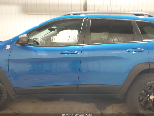 45133573 :رقم المزاد ، 1C4PJMBX8LD628768 vin ، 2020 Jeep Cherokee Trailhawk 4x4 مزاد بيع