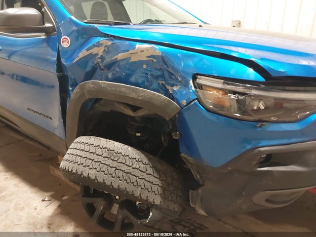 45133573 :رقم المزاد ، 1C4PJMBX8LD628768 vin ، 2020 Jeep Cherokee Trailhawk 4x4 مزاد بيع