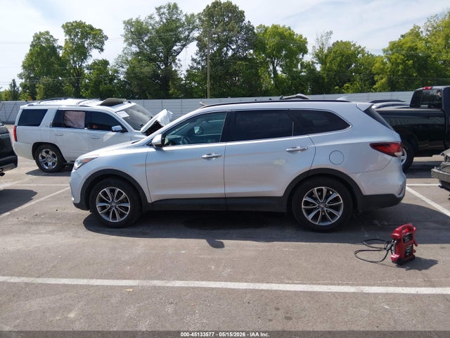Продажа на аукционе авто 2017 Hyundai Santa Fe Se, vin: KM8SM4HF7HU200581, номер лота: 45133577