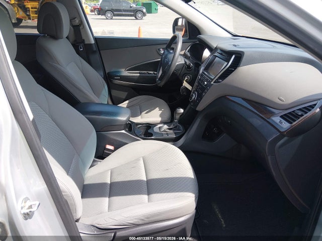 Продажа на аукционе авто 2017 Hyundai Santa Fe Se, vin: KM8SM4HF7HU200581, номер лота: 45133577