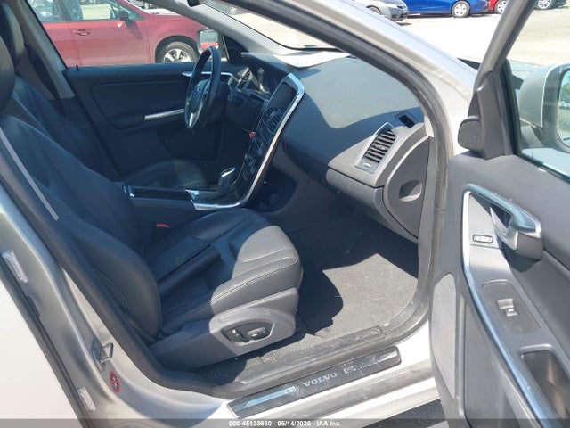 YV426MDBXF2589630 Volvo Xc60 T5 Premier