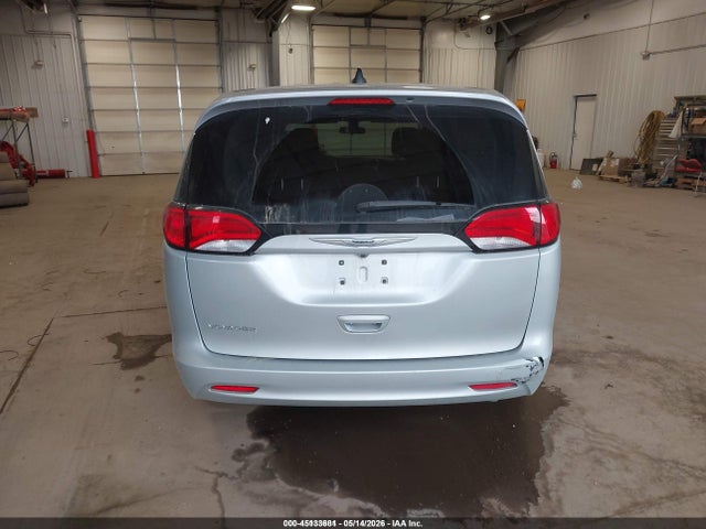 Chrysler Voyager Lx 2022 2C4RC1CG7NR141528 Image 16