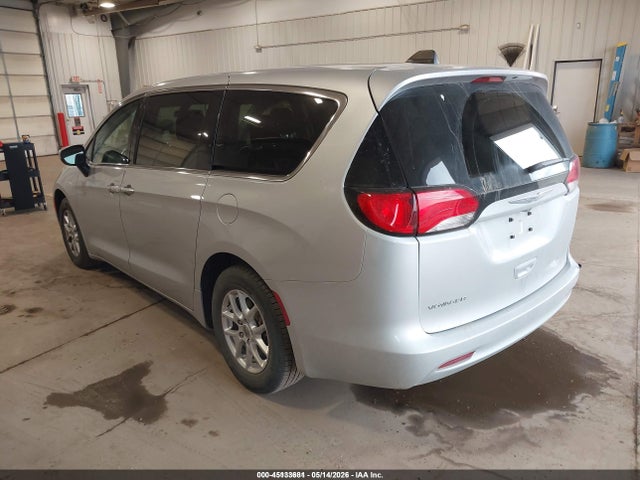 Chrysler Voyager Lx 2022 2C4RC1CG7NR141528 Image 3