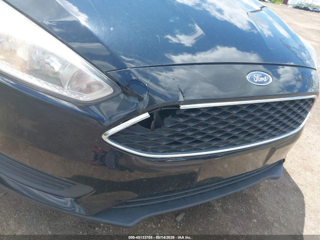 Ford FOCUS SE 2017 1FADP3F25HL269232 Image 6