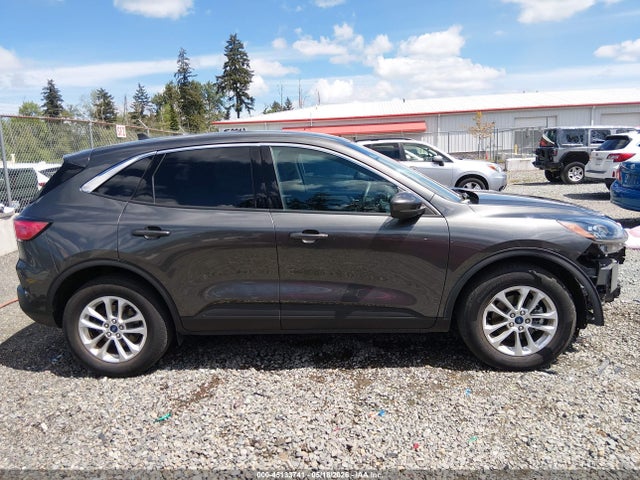 Продажа на аукционе авто 2020 Ford Escape Se, vin: 1FMCU9G63LUB94404, номер лота: 45133741