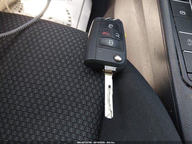 Продаж на аукціоні авто 2019 Volkswagen Jetta 1.4t R-line/1.4t S/1.4t Se, vin: 3VWC57BU7KM256804, номер лоту: 45133780