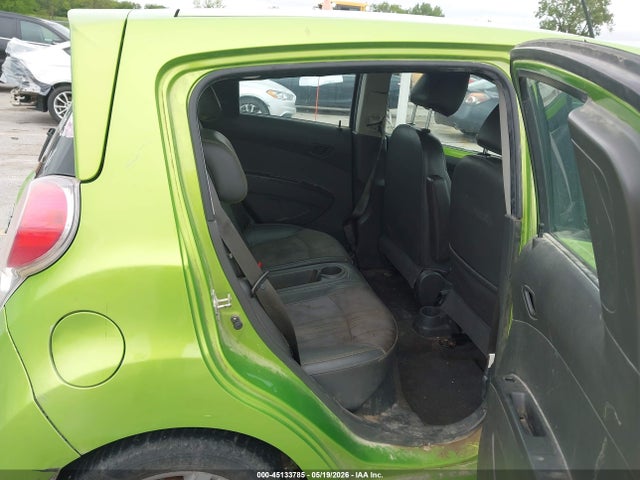 2015 Chevrolet Spark 1lt Cvt მანქანა იყიდება აუქციონზე, vin: KL8CD6S92FC786643, აუქციონის ნომერი: 45133785