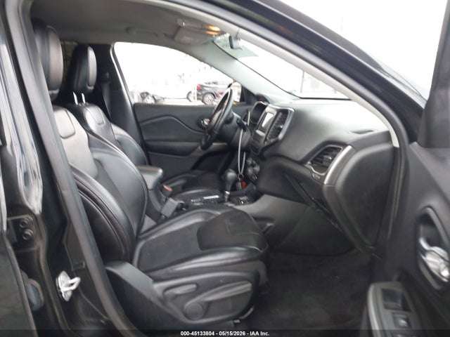 2019 Jeep Cherokee Latitude Plus Fwd მანქანა იყიდება აუქციონზე, vin: 1C4PJLLB8KD220038, აუქციონის ნომერი: 45133804