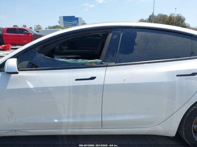 Tesla Model 3 Rear-wheel Drive 2023 5YJ3E1EA5PF449076 Image 15