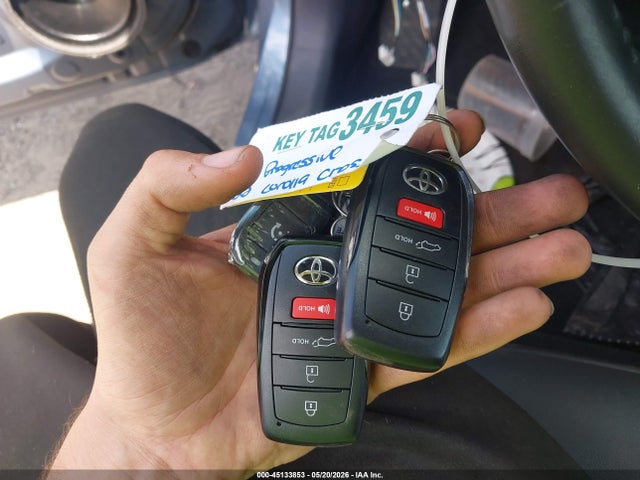 Продаж на аукціоні авто 2022 Toyota Corolla Cross Xle, vin: 7MUDAABG4NV033186, номер лоту: 45133853
