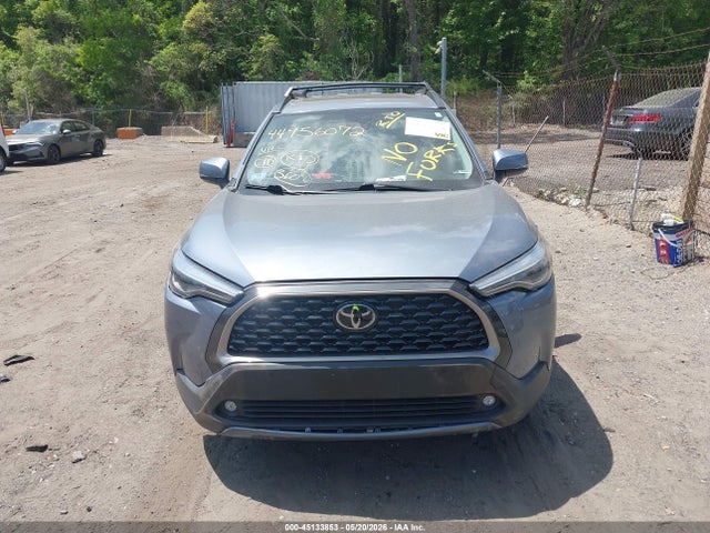 Продаж на аукціоні авто 2022 Toyota Corolla Cross Xle, vin: 7MUDAABG4NV033186, номер лоту: 45133853